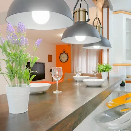 Mezquita Apart. With Free Parking *