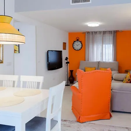 Mezquita Apart. With Free Parking Apartment *