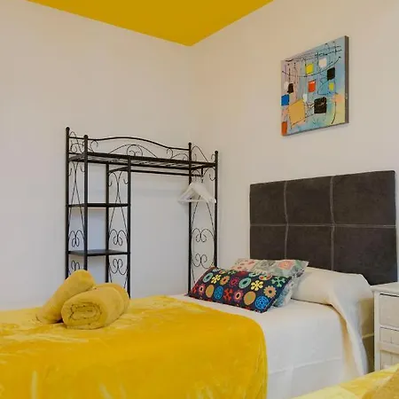 Mezquita Apart. With Free Parking Apartment