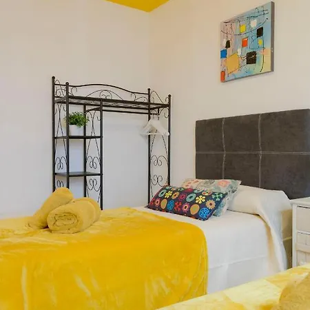 Mezquita Apart. With Free Parking Apartment *